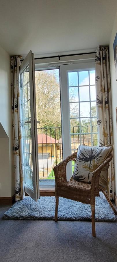 Sherfield English Ha'Penny Acre Bed & Breakfast エクステリア 写真