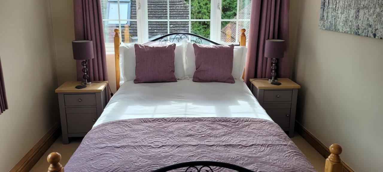 Sherfield English Ha'Penny Acre Bed & Breakfast エクステリア 写真